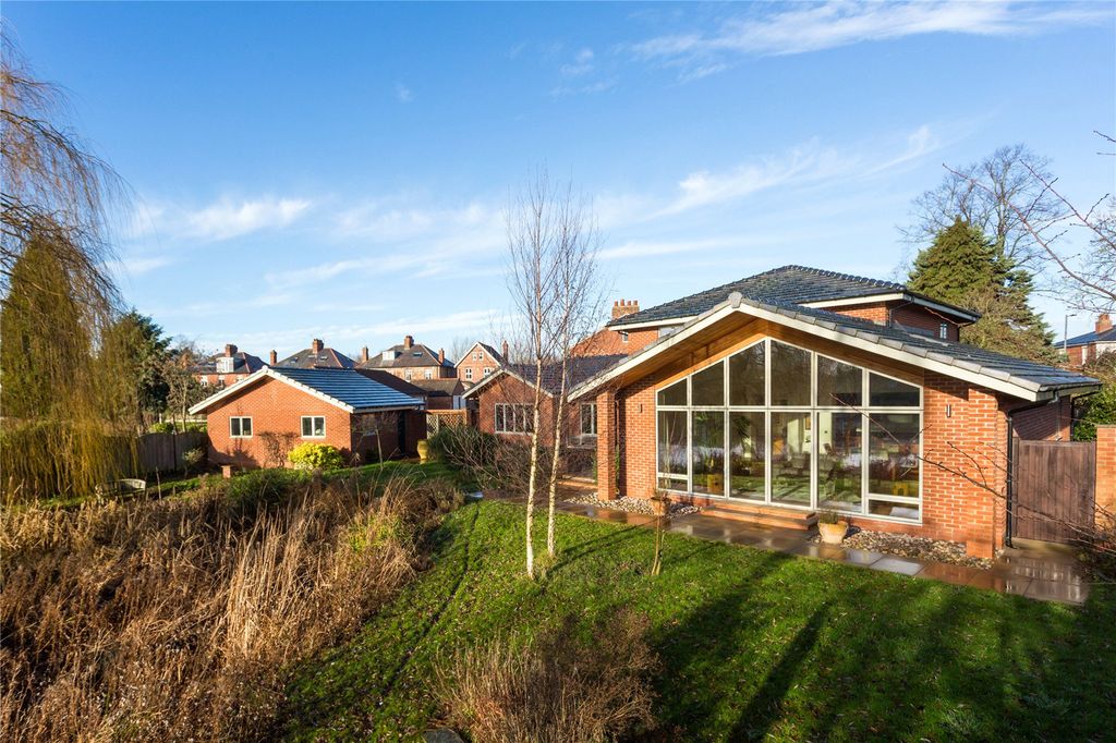 Additional image 18 of 4 bed detached house for saleWillow Grove, York, North Yorkshire YO31