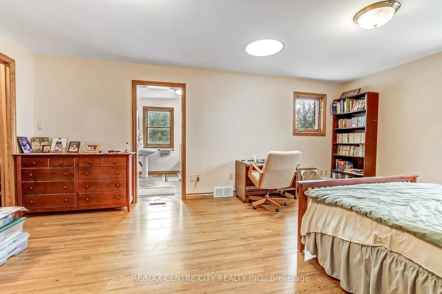 Additional image 10 of 1496 Sunningdale Road