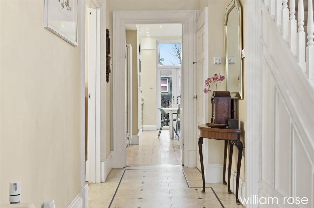 Additional image 7 of 7 bed semi-detached house for saleBroomhill Road, Woodford Green IG8