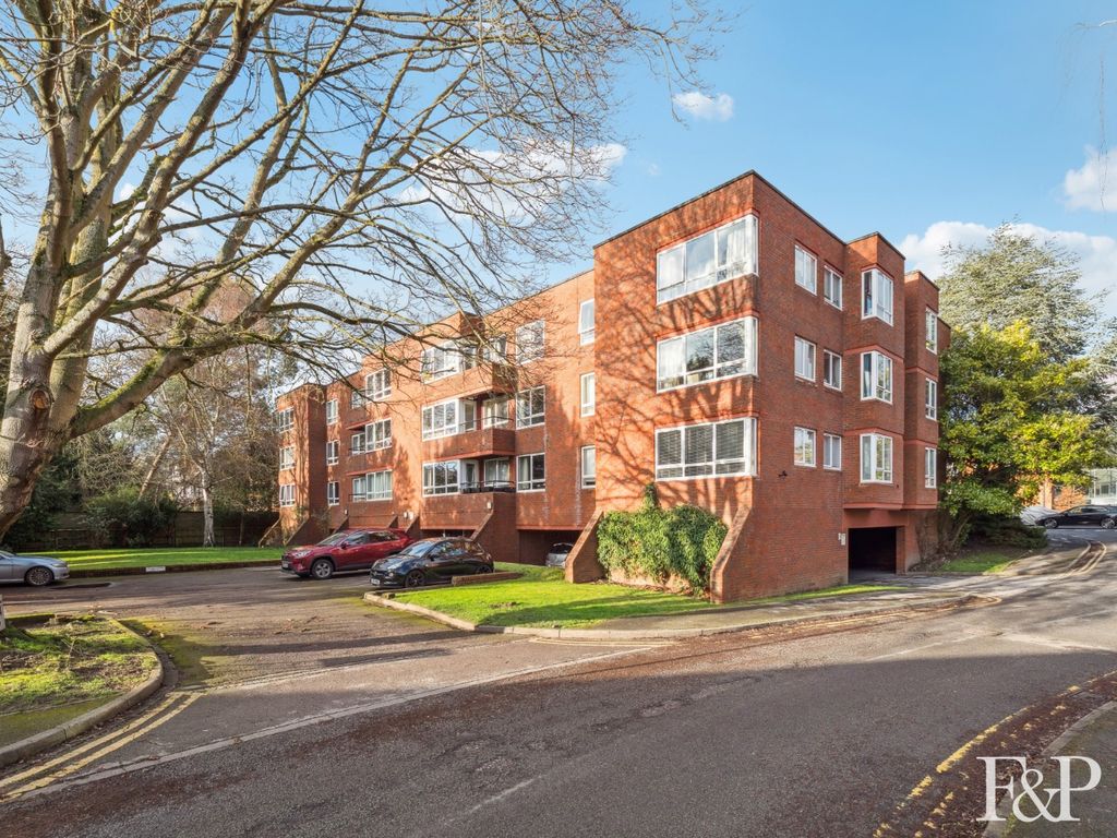 Additional image 2 of 2 bed flat for saleOsborne Road, Windsor SL4