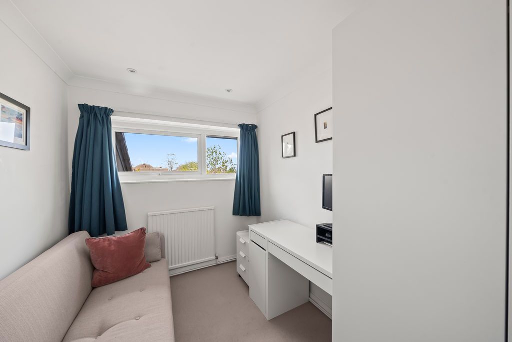 Additional image 11 of 2 bed flat for saleThe Avenue, Worcester Park KT4