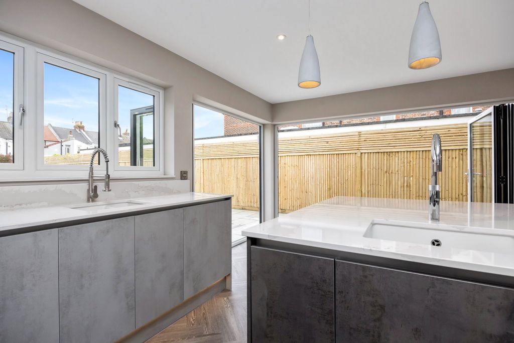 Additional image 7 of 5 bed detached house for saleHomefield Road, Worthing BN11