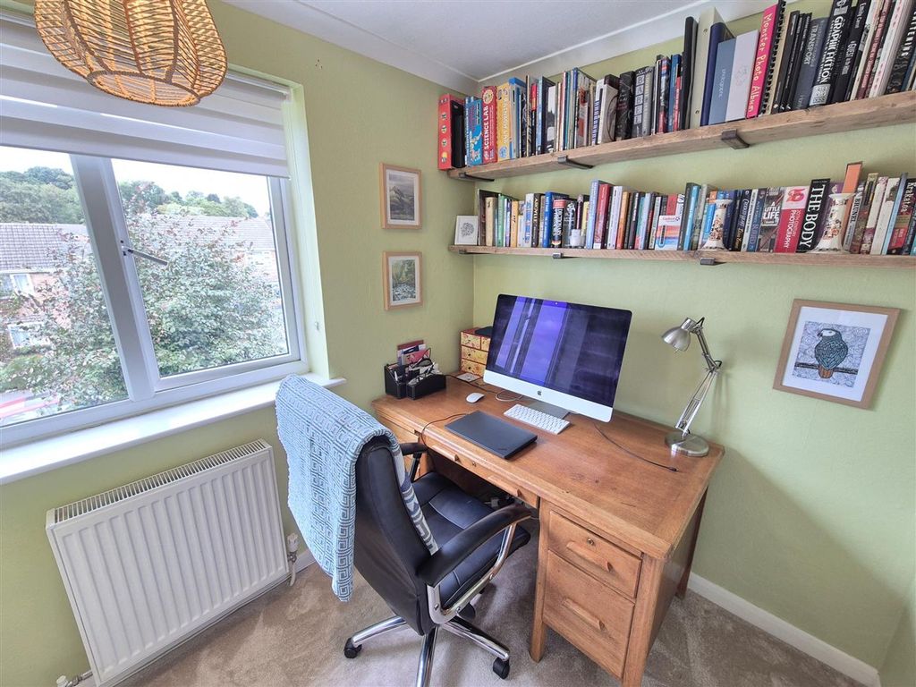 Additional image 18 of 4 bed semi-detached house for saleRedmoor Close, Market Bosworth CV13