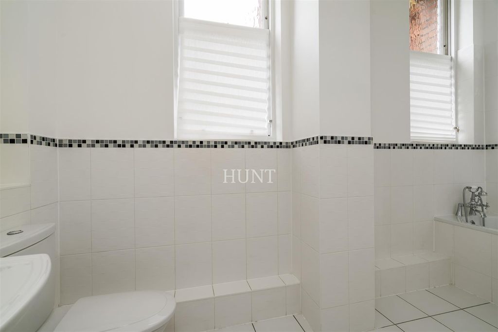 Additional image 14 of 4 bed flat for saleDevonshire House, Repton Park, Woodford Green IG8