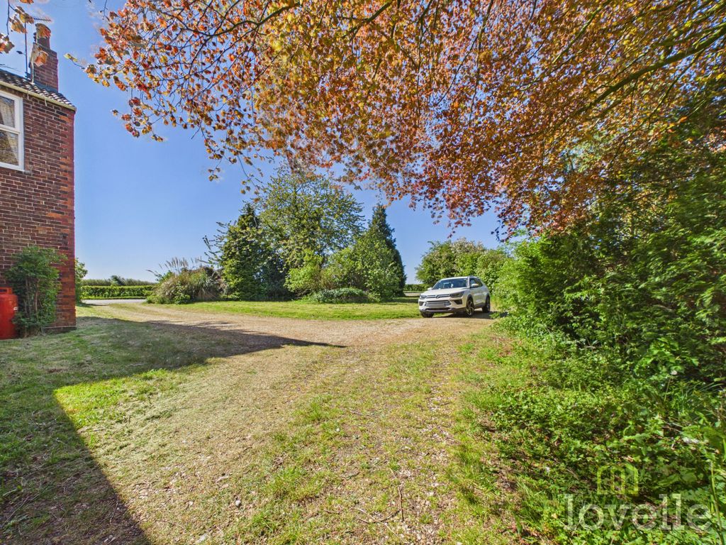 Additional image 16 of 4 bed property for saleHuttoft Road, Mumby, Alford LN13