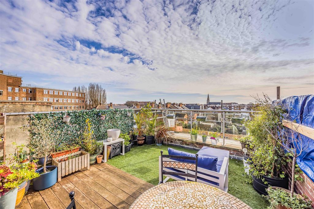 3 bed flat for saleSouthsea, Portsmouth PO5