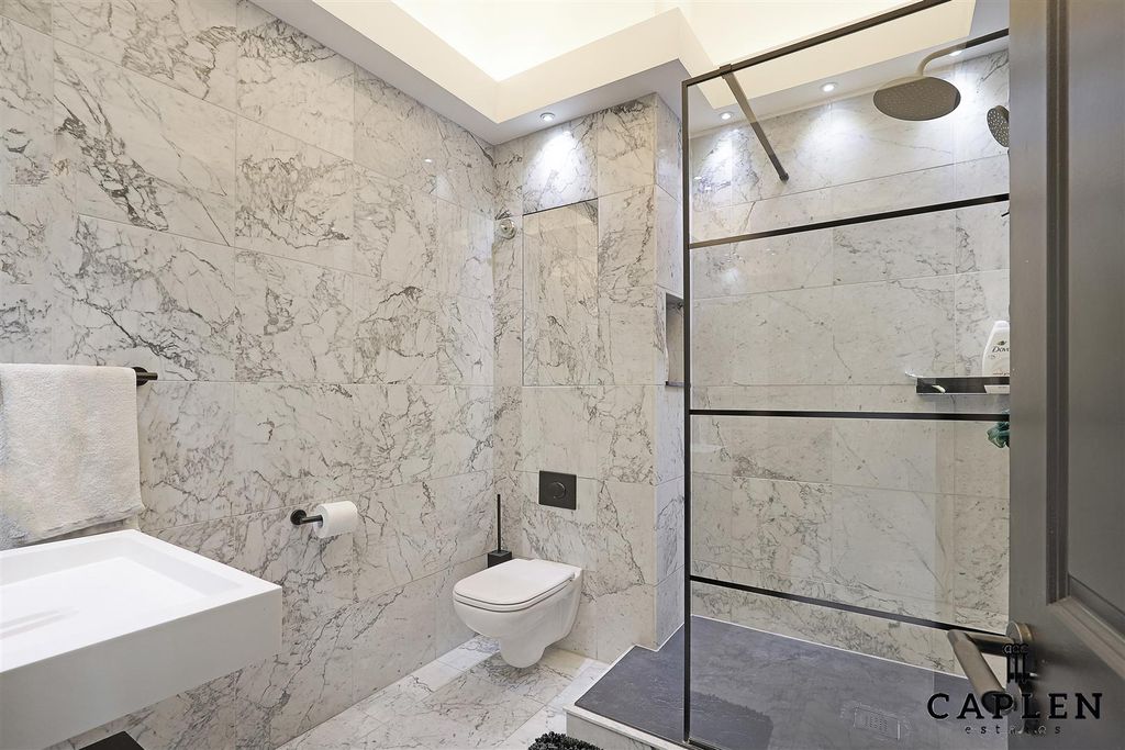 Additional image 15 of 2 bed flat for saleBrandesbury Square, Woodford Green IG8