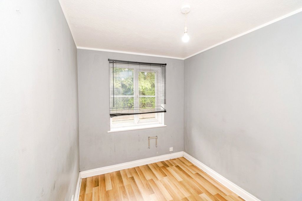 Additional image 5 of 2 bed flat for salePortswood Road, Southampton, Hampshire SO17