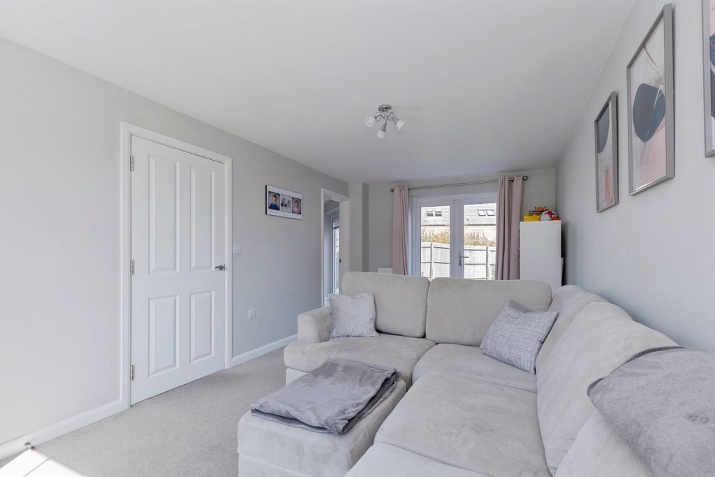 Additional image 5 of 3 bed semi-detached house for saleCooper Crescent, Whetstone, Leicester LE8