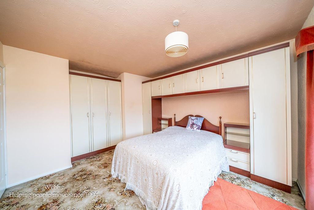 Additional image 19 of 3 bed property for saleHighgrove Close, Willenhall WV12
