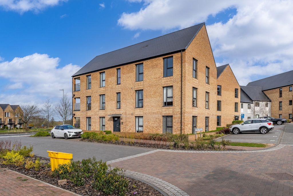 1 bed flat for saleStaneford Close, Ketley, Telford, Shropshire TF1