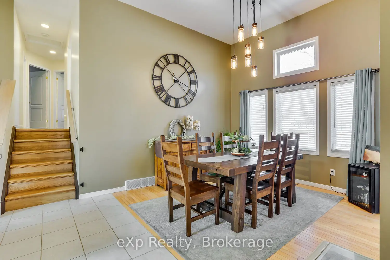 547 Forest Creek Place