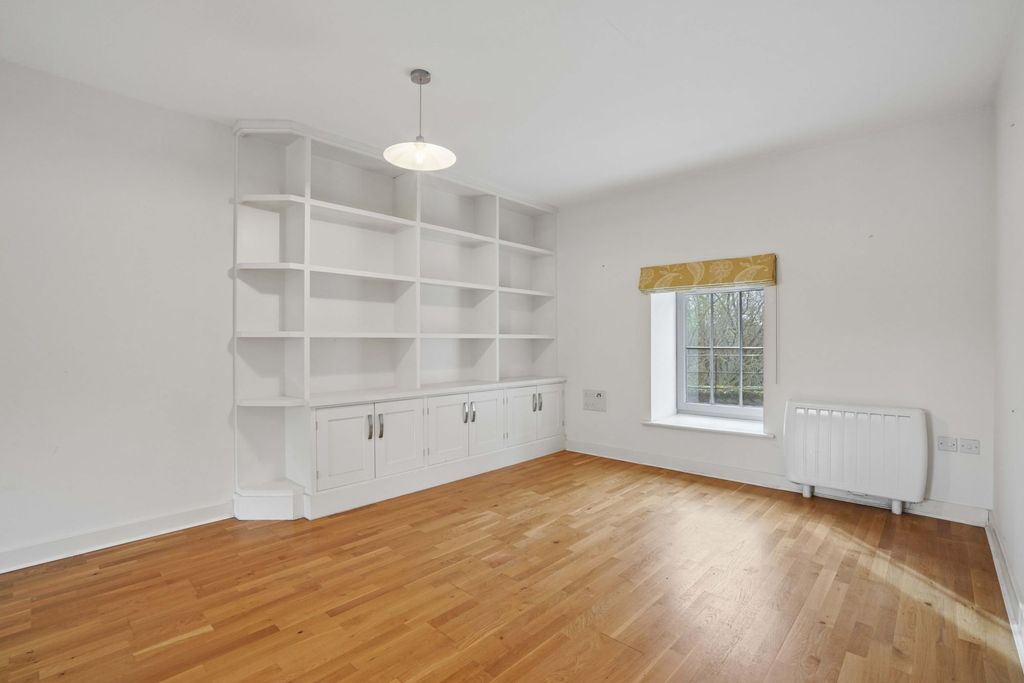 Additional image 5 of 2 bed flat for saleWitan Way, Witney OX28