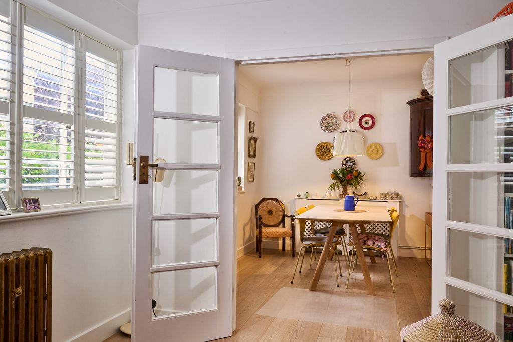 Additional image 4 of 2 bed flat for saleChurch Road, Richmond TW10