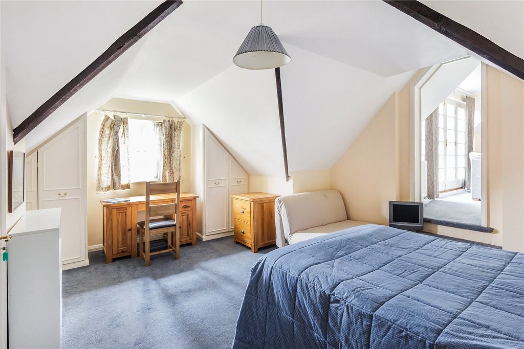Additional image 21 of 5 bed detached house for saleHook Heath, Surrey GU22