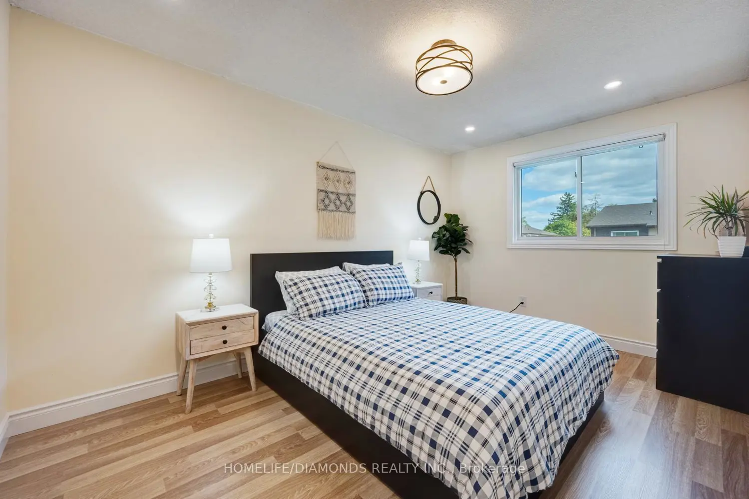 Additional image 12 of 481 Pitfield Road 36