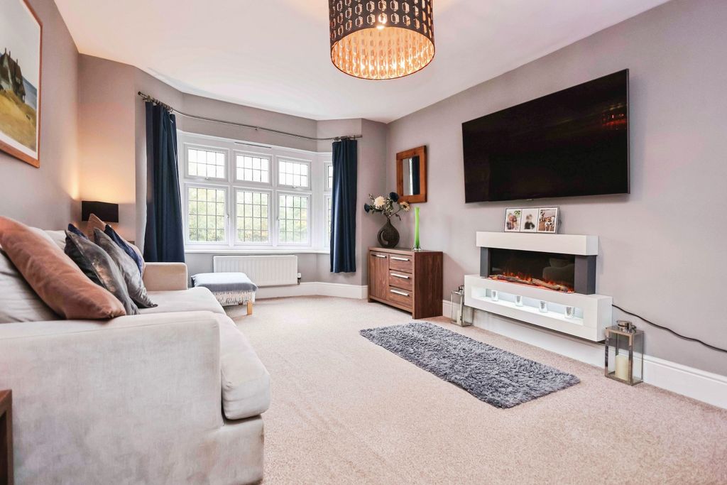 Additional image 4 of 4 bed detached house for saleIngram Avenue, Worcester WR2