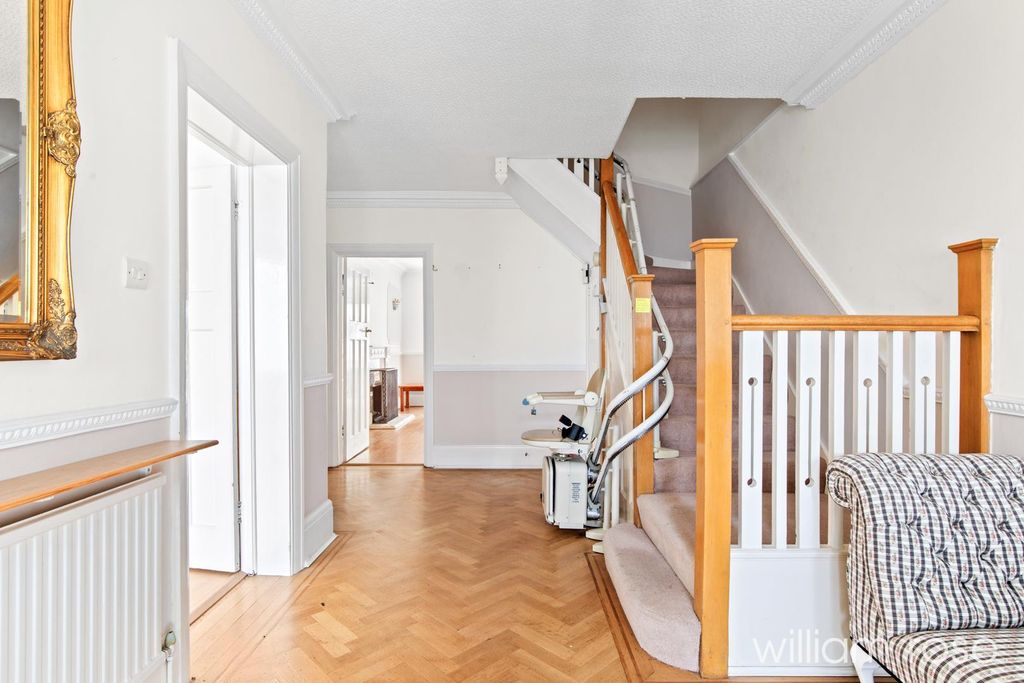 Additional image 17 of 7 bed semi-detached house for saleKings Avenue, Woodford Green IG8
