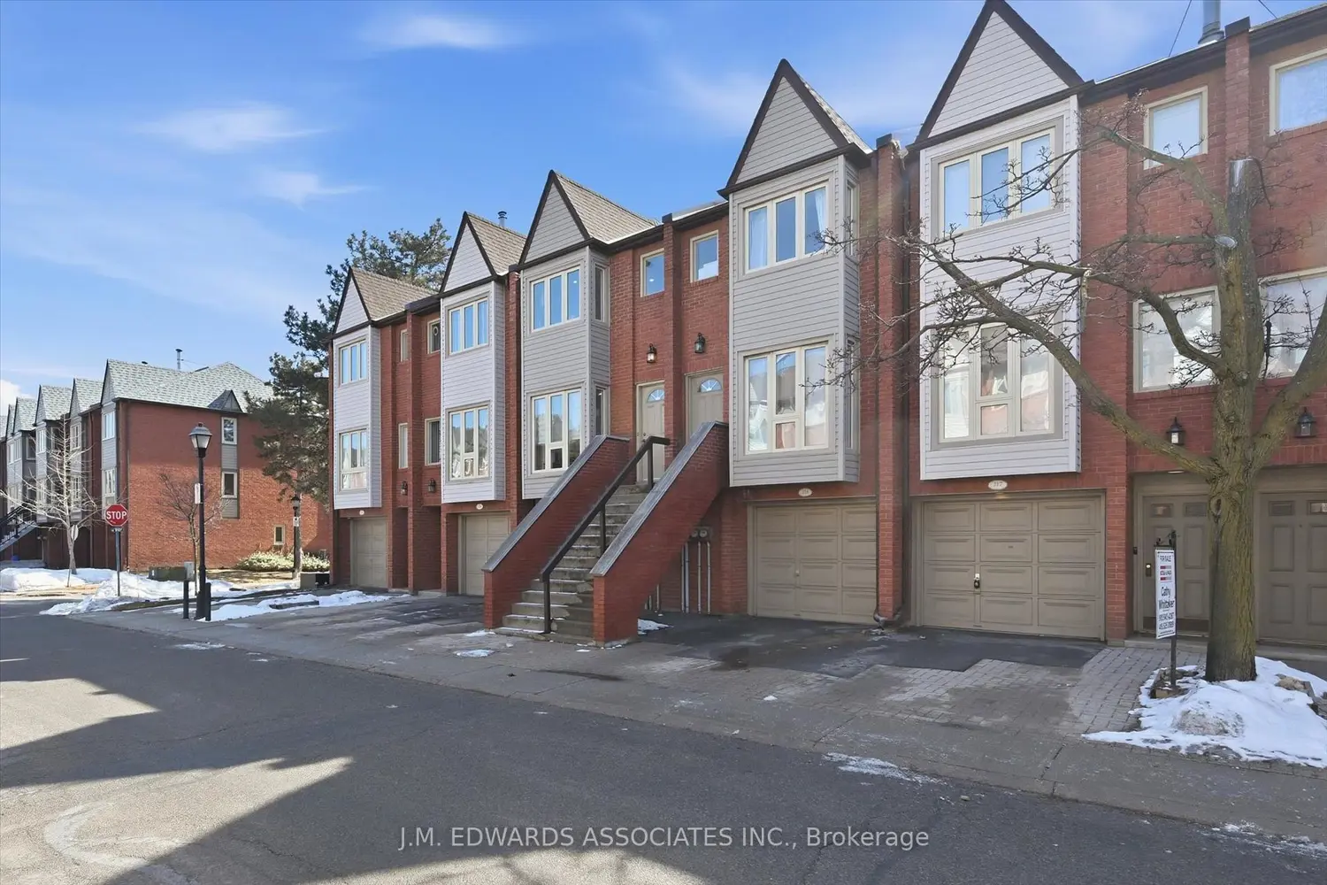 Additional image 3 of 895 Maple Avenue 215