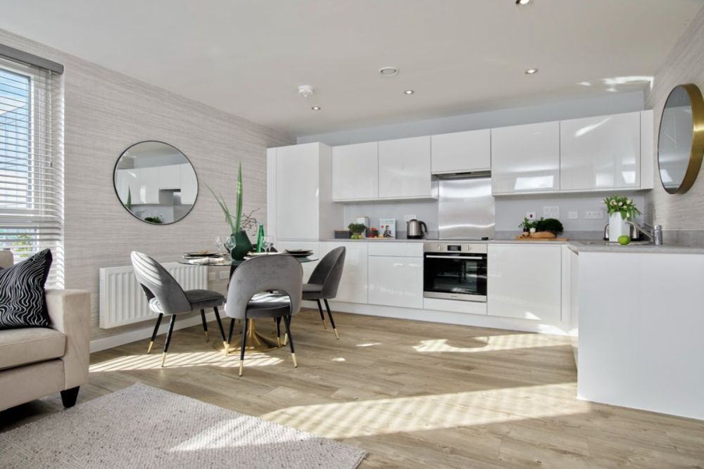 Additional image 5 of 2 bed flat for sale"Pembrook - Two Bedroom Apartment 762Sqft" at John Thornycroft Road, Southampton SO19