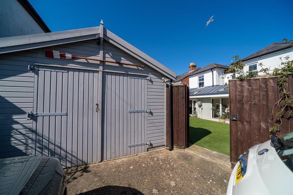Additional image 26 of 4 bed detached house for saleYarmouth, Isle Of Wight PO41