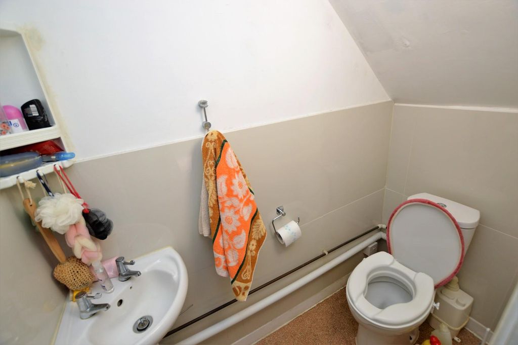Additional image 10 of 3 bed semi-detached bungalow for salePitton Close, Wigston LE18