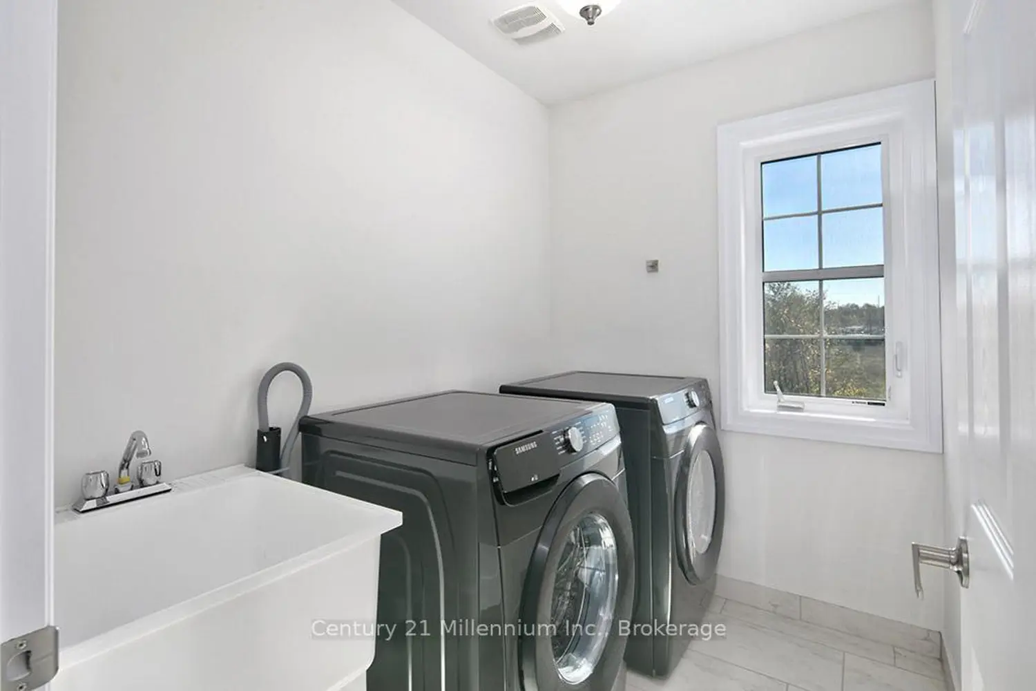 Additional image 7 of 204 Lia Drive