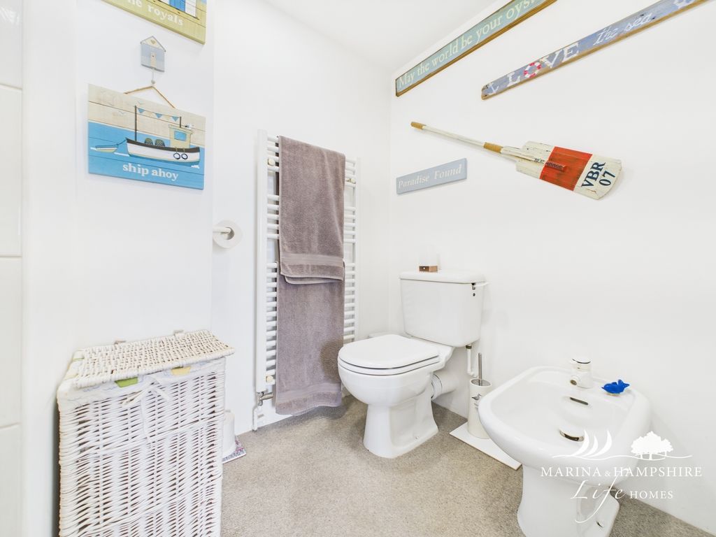 Additional image 19 of 1 bed flat for saleOyster Quay, Port Way, Port Solent PO6