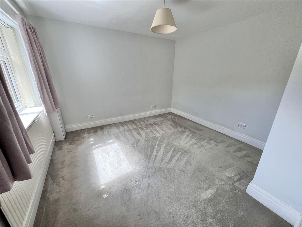 Additional image 9 of 2 bed flat for saleBeech Grove, Wilmslow SK9