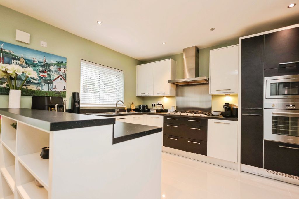 Additional image 12 of 4 bed detached house for saleIngram Avenue, Worcester WR2
