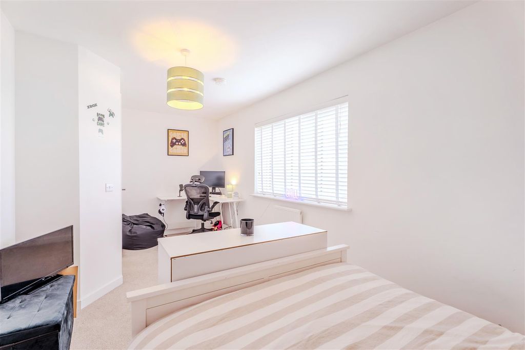 Additional image 14 of 3 bed town house for saleMackay Place, Wishaw ML2