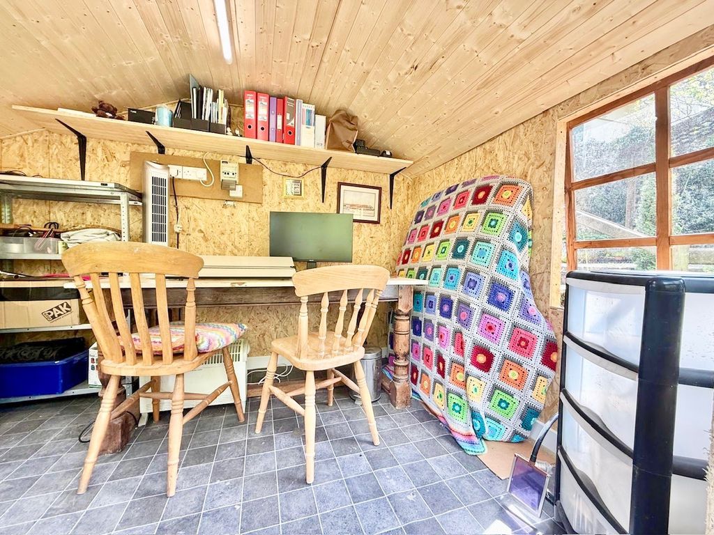 Additional image 36 of 3 bed property for saleHigh Street, Colsterworth, Grantham NG33