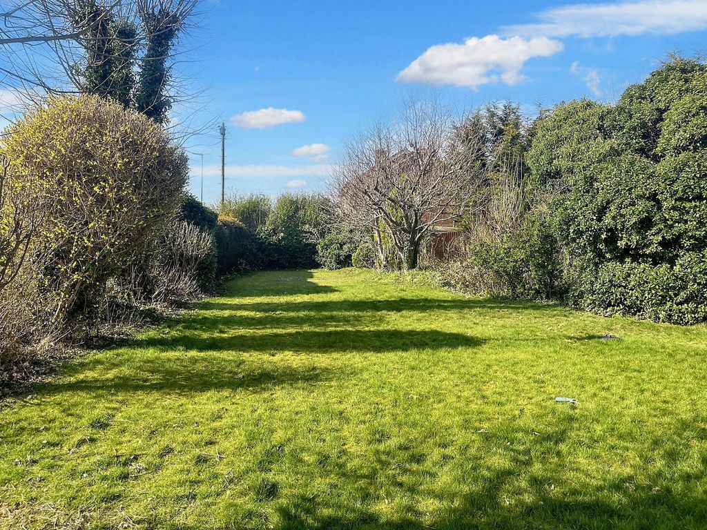 Additional image 4 of 4 bed semi-detached house for saleHidcote Road, Oadby LE2