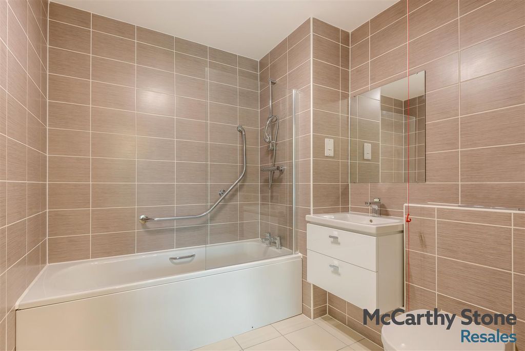 Additional image 15 of 2 bed flat for saleFrancis Court, Barbourne Road, Worcester WR1