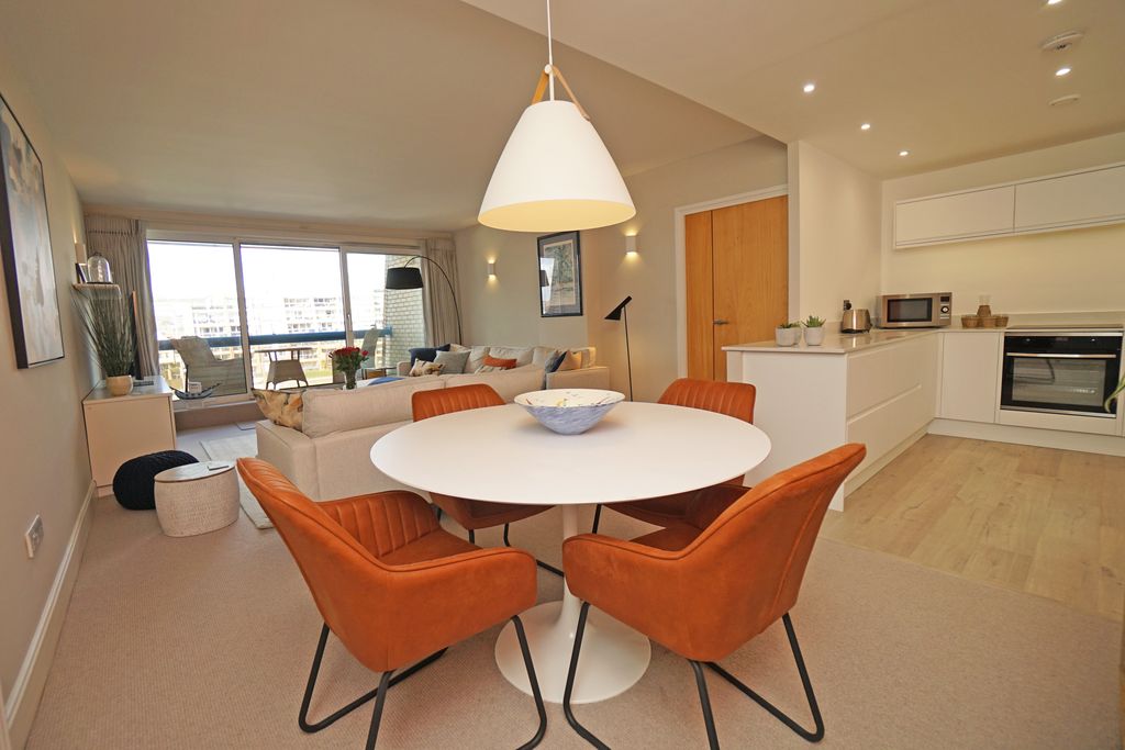 Additional image 4 of 2 bed flat for salePort Solent, Portsmouth PO6