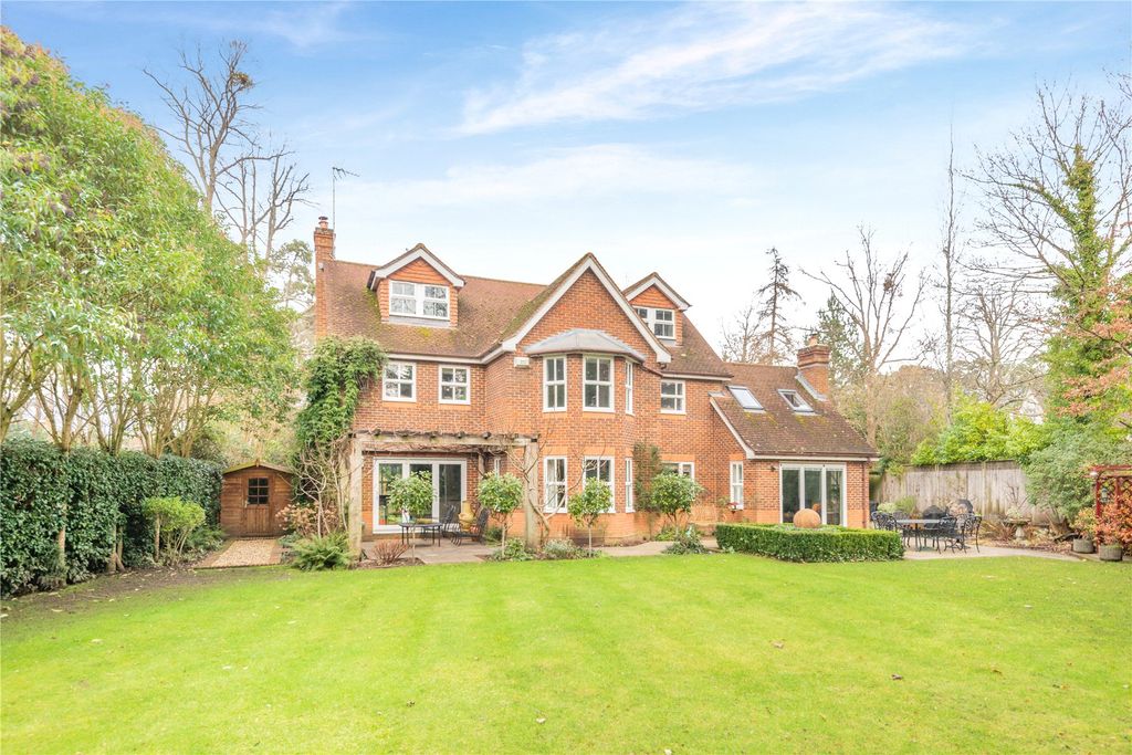 Additional image 32 of 6 bed detached house for saleWoking, Surrey GU22