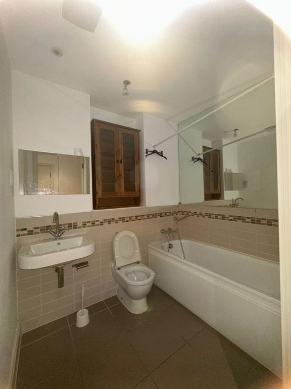 Additional image 22 of 2 bed flat for saleBeaumont Drive, Worcester Park KT4