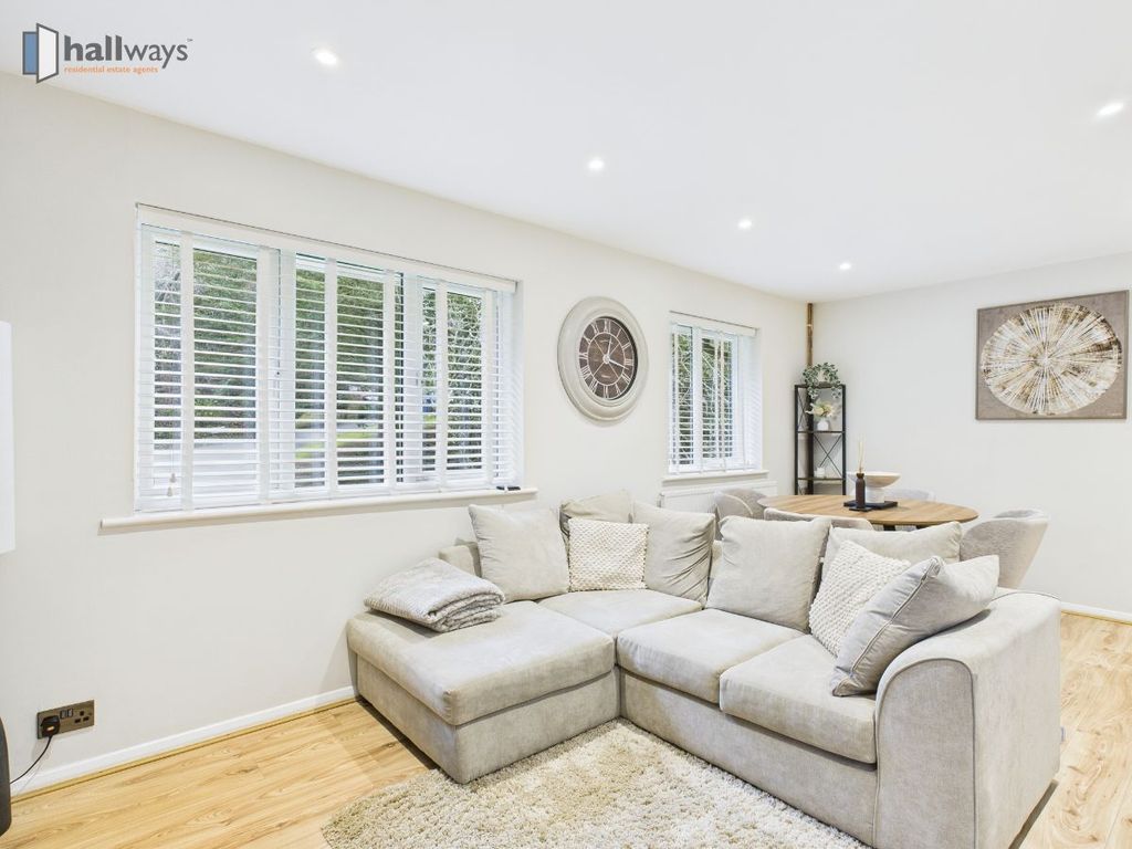 Additional image 7 of 1 bed flat for saleWhitegates, Court Bushes Road, Whyteleafe CR3