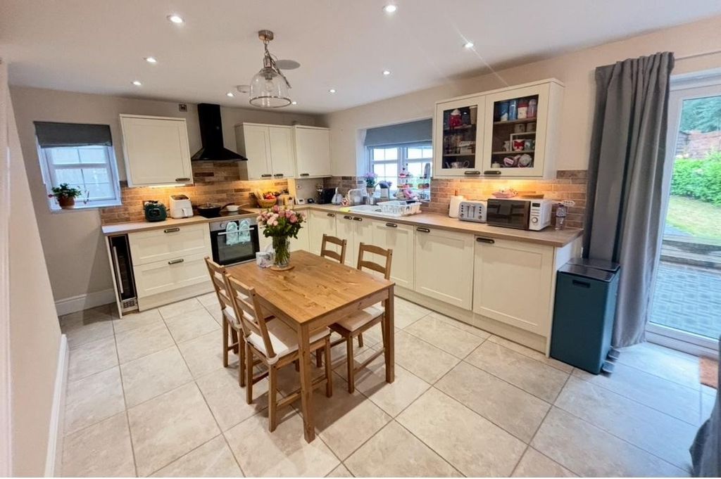 Additional image 2 of 3 bed detached house for saleBrookvale Road, Highfield, Southampton SO17