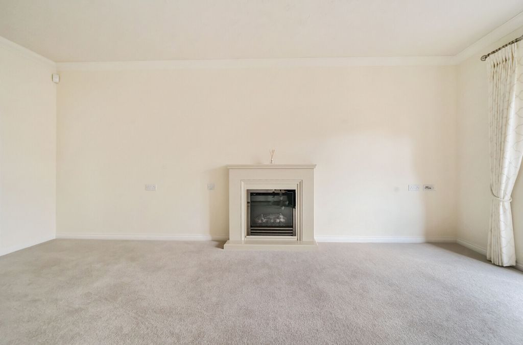 Additional image 12 of 1 bed flat for saleSpitfire Lodge, Belmont Road, Southampton, Hampshire SO17
