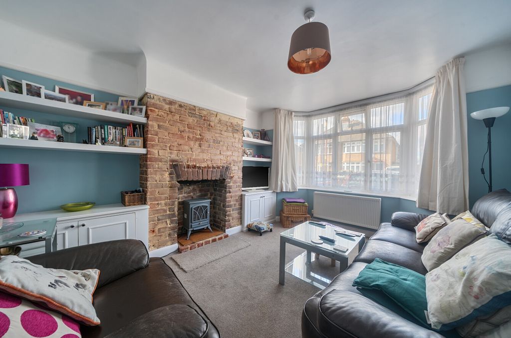 Additional image 2 of 3 bed semi-detached house for saleBrookwood Road, Millbrook, Southampton, Hampshire SO16