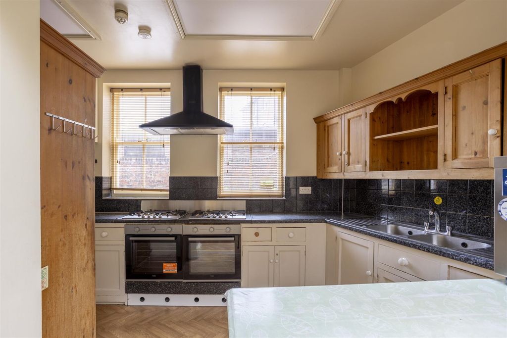 Additional image 10 of 15 bed property for saleMount Vale, York YO24