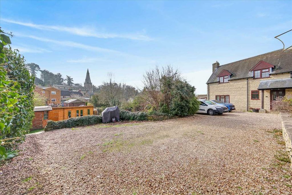 Additional image 30 of 3 bed cottage for saleWalnut Tree Cottage, Corby Road, Cottingham LE16