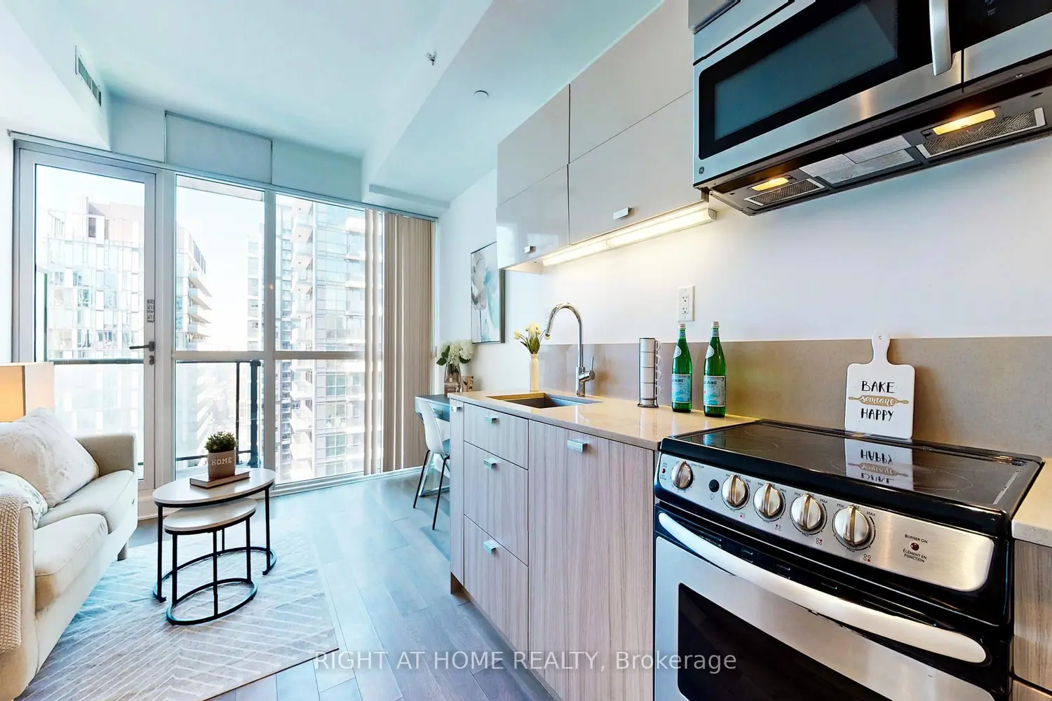 Additional image 5 of 290 Adelaide Street 3603