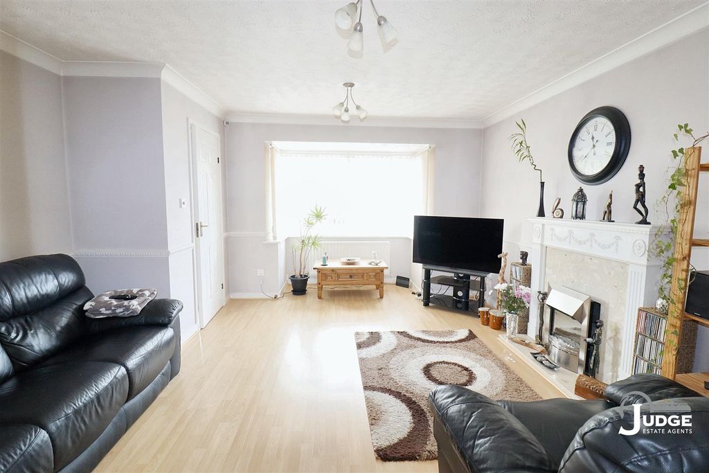 Additional image 16 of 4 bed detached house for saleWheatfield Close, Glenfield, Leicester LE3