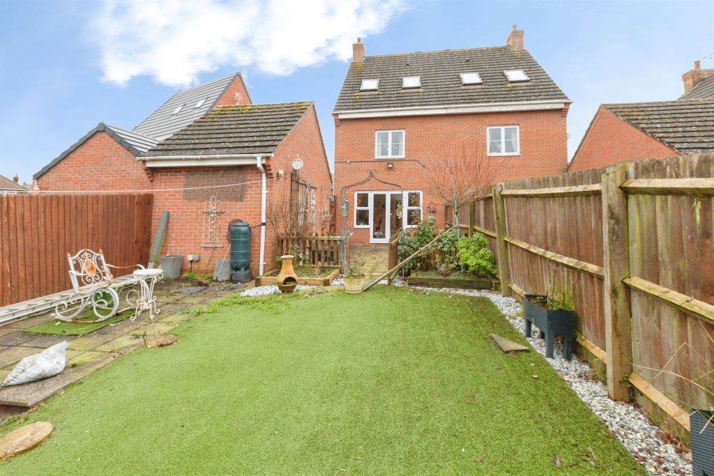Additional image 15 of 3 bed semi-detached house for saleRussett Close, Barwell, Leicester LE9