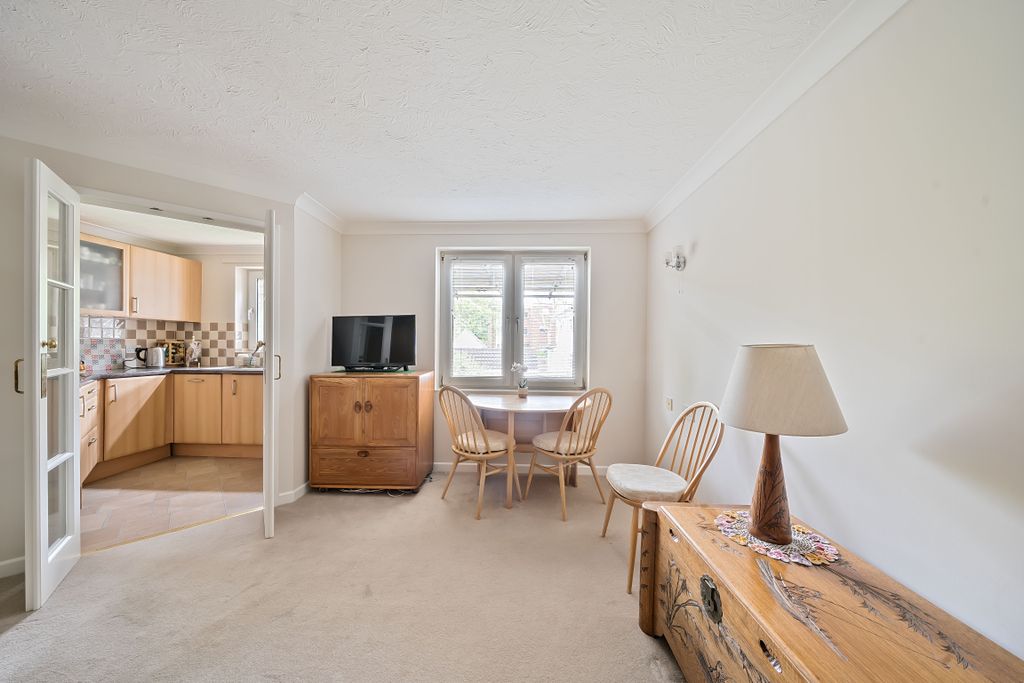 Additional image 5 of 1 bed flat for saleGrosvenor Road, Southampton SO17