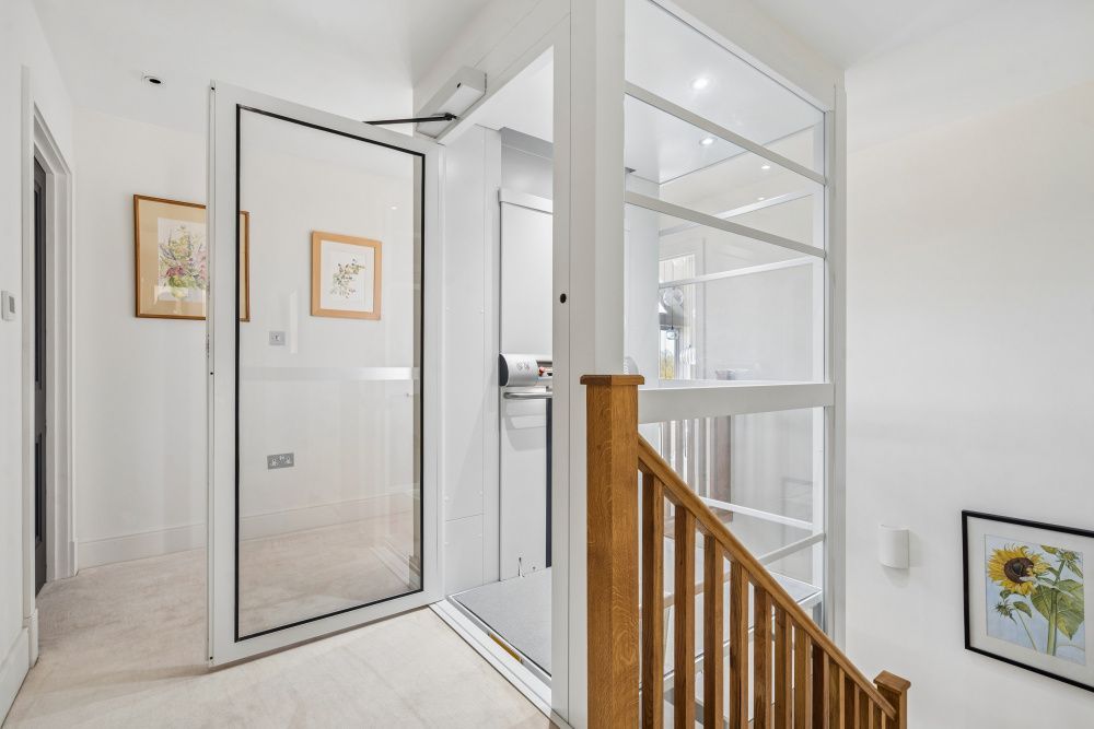 Additional image 22 of 6 bed detached house for saleThe Vale, Wokingham RG40