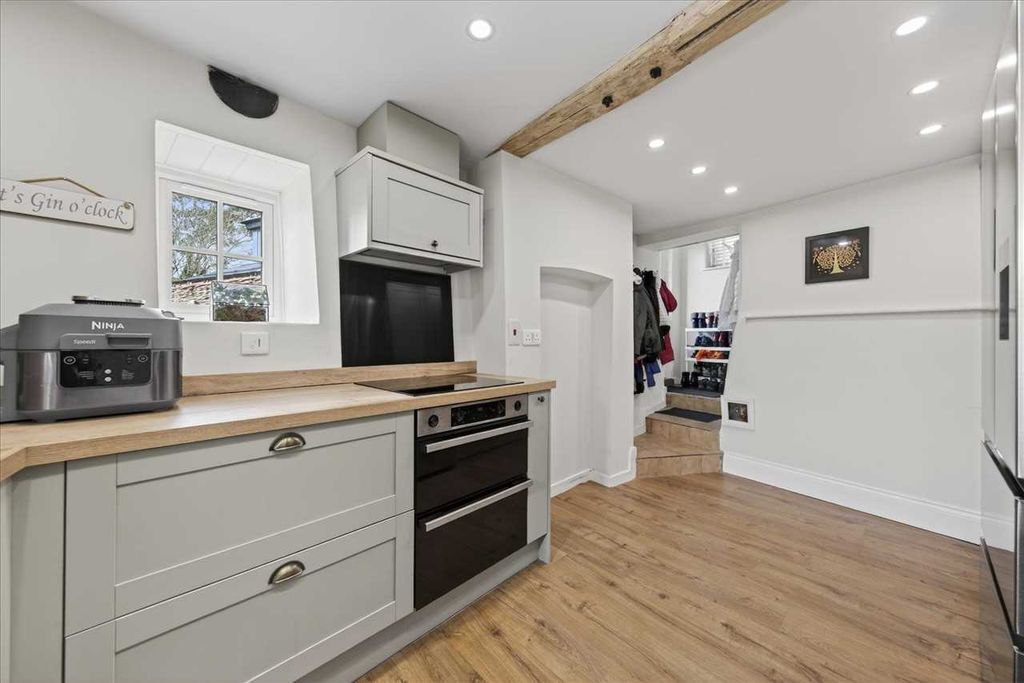 Additional image 14 of 3 bed cottage for saleWalnut Tree Cottage, Corby Road, Cottingham LE16