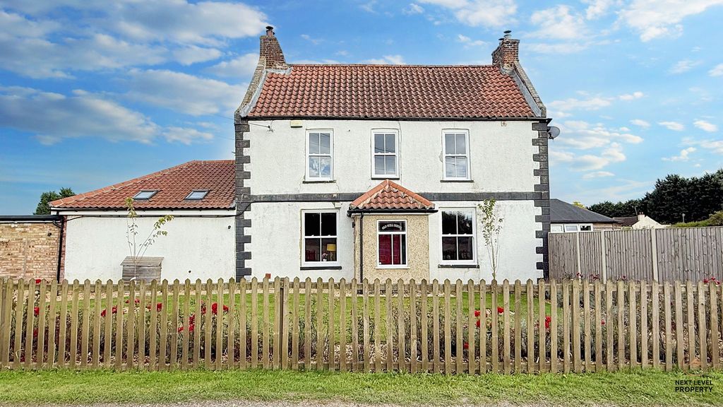 Additional image 49 of 8 bed detached house for saleBroadend Road, Wisbech PE14